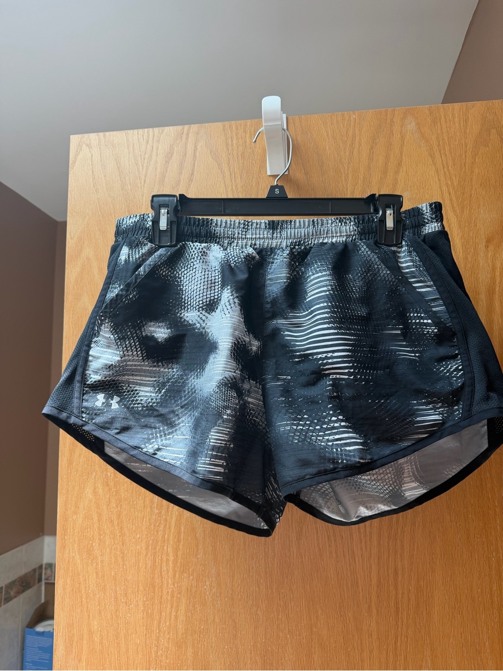 Under Armour Black & White Patterned Women's Athletic Shorts
